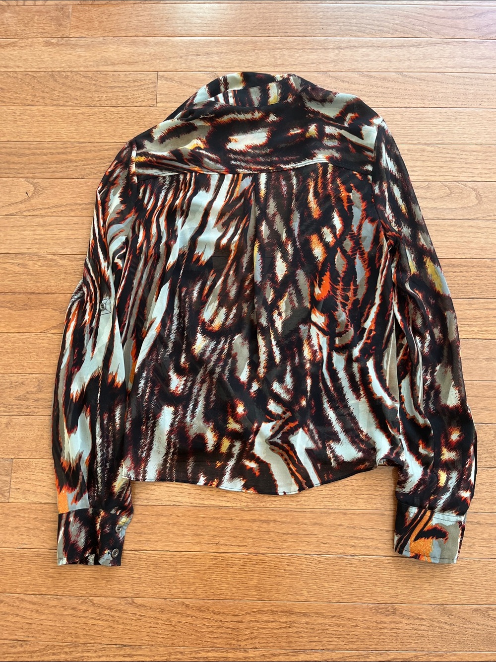 bebe Printed Twist-Front Long Sleeve Top in Multi-Color - Picture 6 of 6